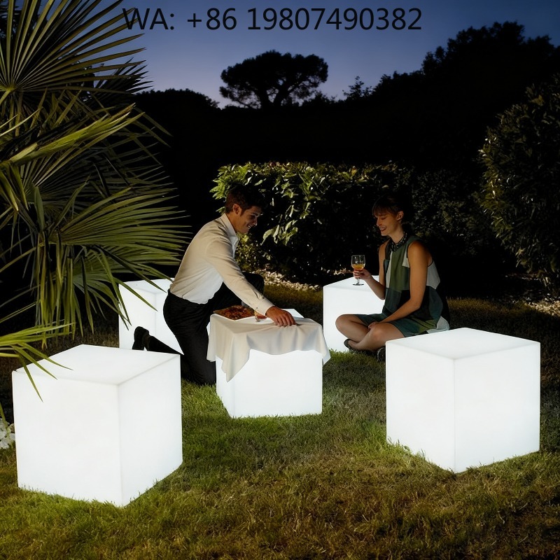 Outdoor Furniture Recycled Plastic - Table d'appoint LED en PE recyclable