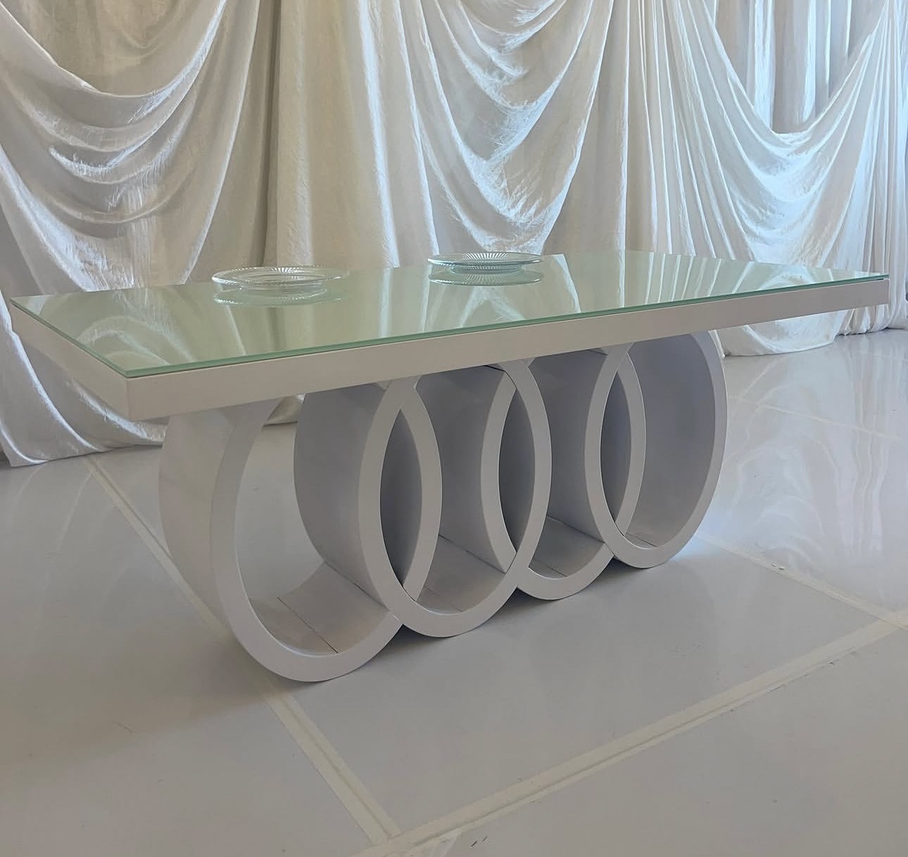 Outdoor Furniture Supplier - Fournisseur de matériel de mariage vendant